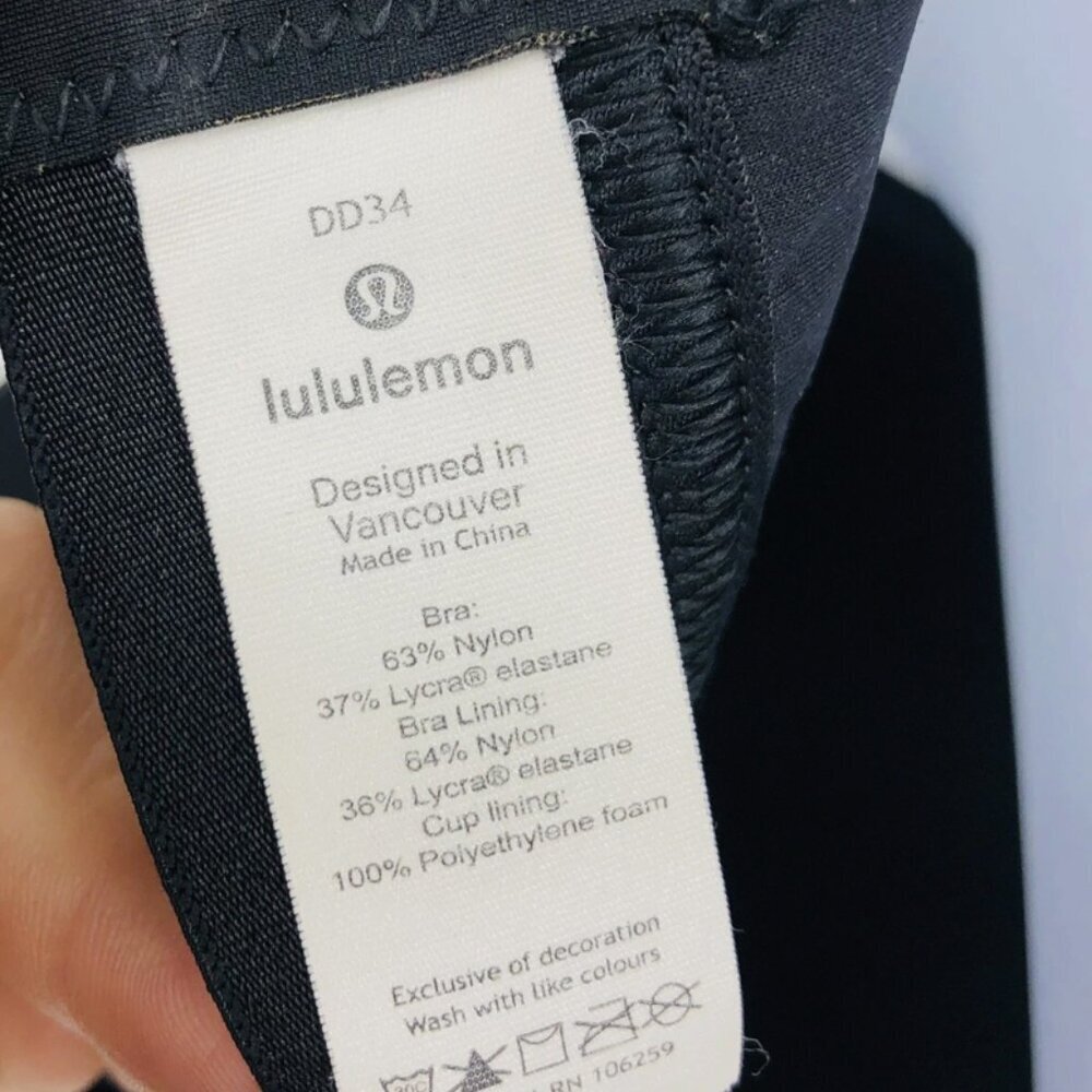 Lululemon Black Back Closure Comfort Strap Sports Bra 34DD Medium Impact Active - Picture 6 of 6